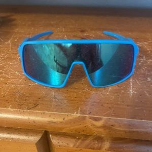 The glasses are missing the nose cushion piece but the replacement is only $15.